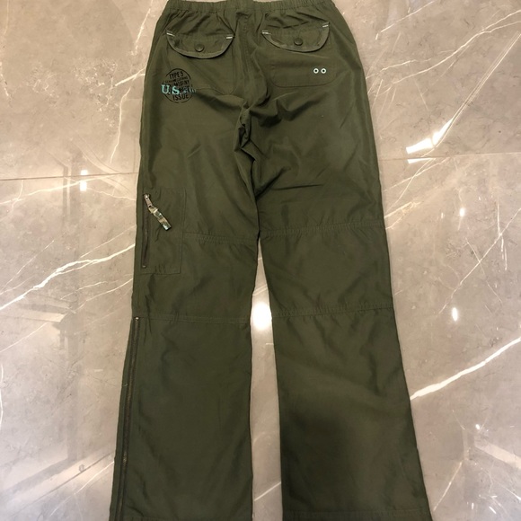 Girl’s green pant, Old Navy, size L (10) - Picture 2 of 5